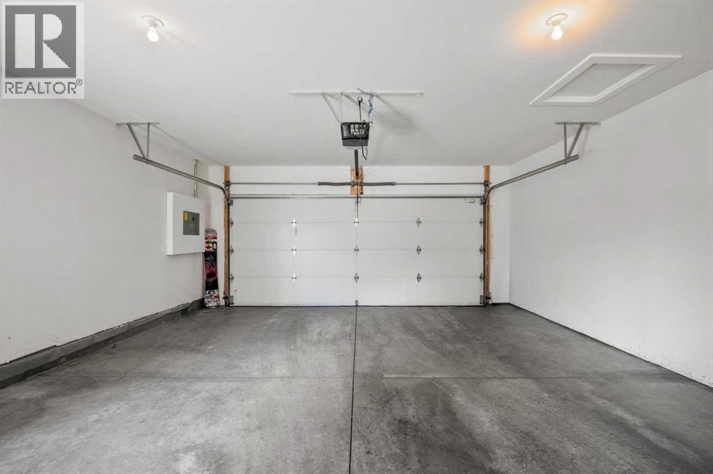 2412 28 Avenue SW — photo 47