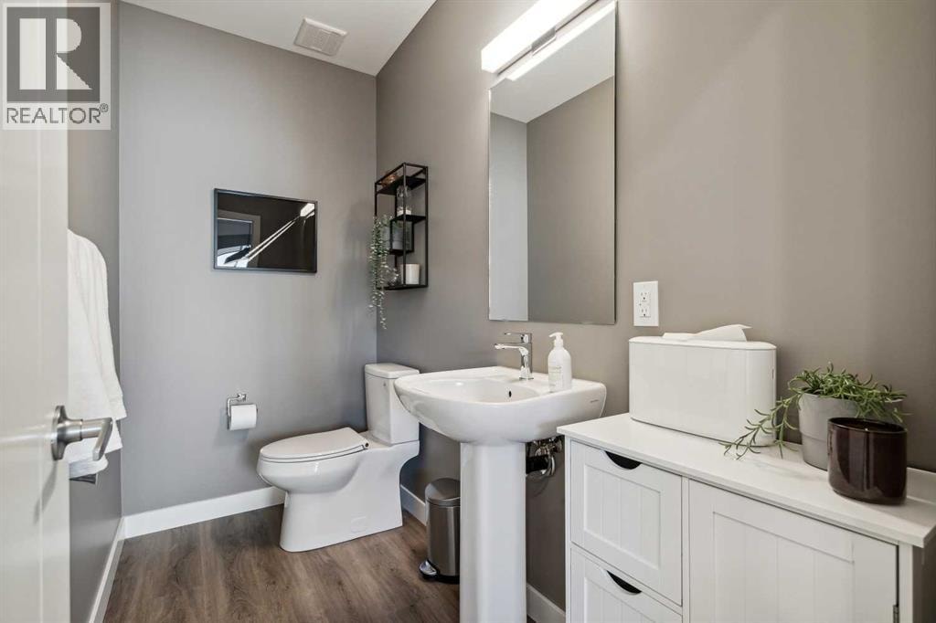 132 Quesnay Wood Link SW — photo 16
