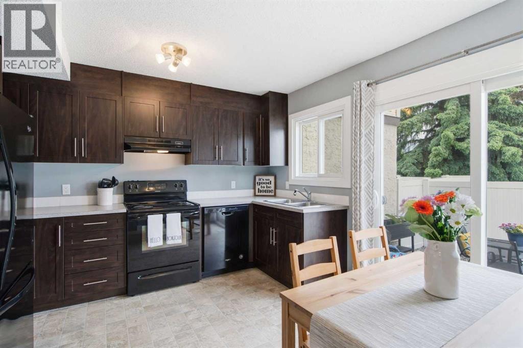 237 Deerpoint Lane SE — photo 3