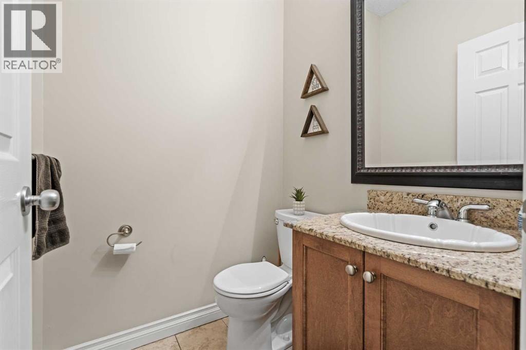 514 22 Avenue NE — photo 19