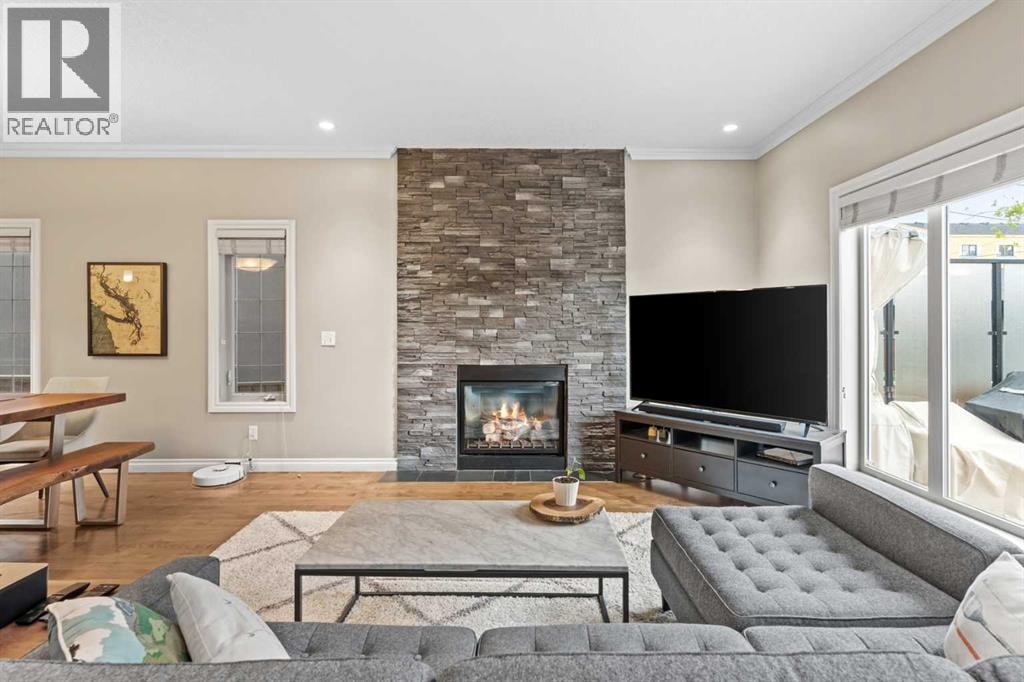 514 22 Avenue NE — photo 14
