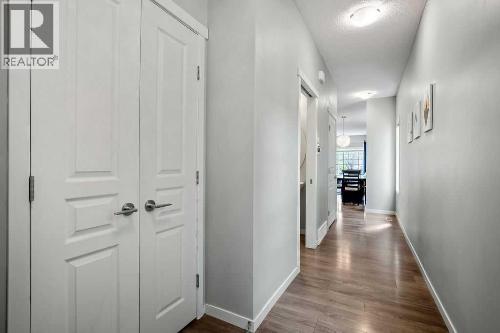 219 Mahogany Grove SE — photo 4