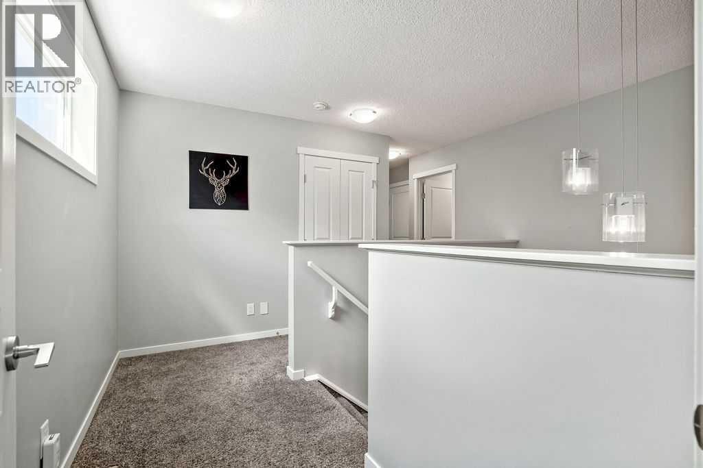 219 Mahogany Grove SE — photo 20