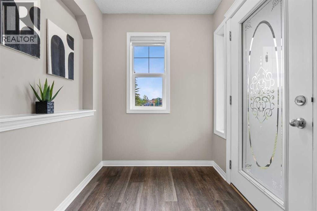 2455 Kingsland View SE — photo 6