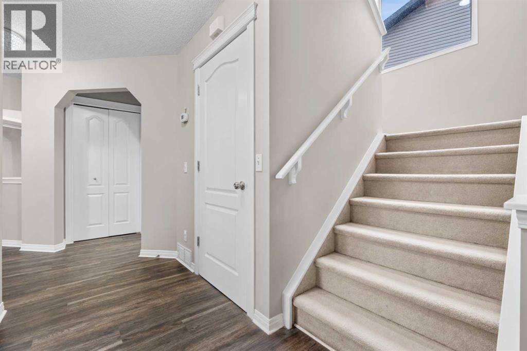 2455 Kingsland View SE — photo 8