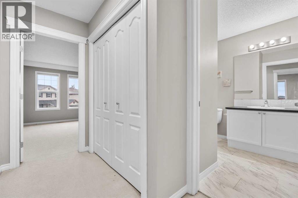 2455 Kingsland View SE — photo 35