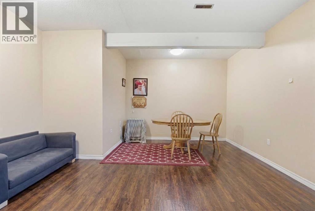 2455 Kingsland View SE — photo 48