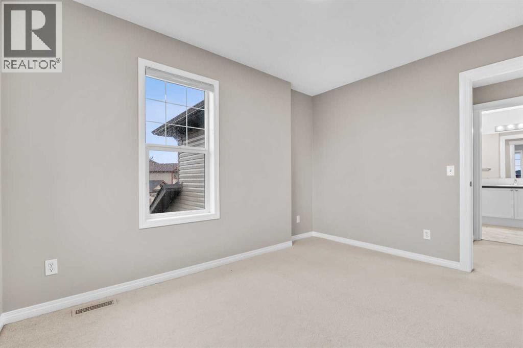 2455 Kingsland View SE — photo 34