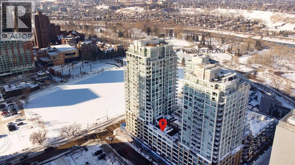 521, 222 Riverfront Avenue SW — photo 2