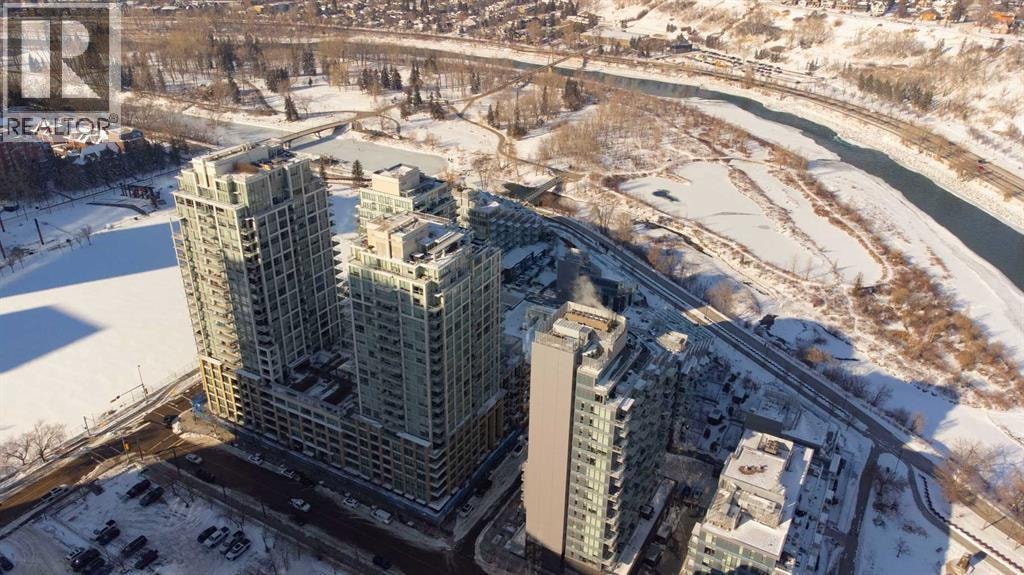 521, 222 Riverfront Avenue SW — photo 27