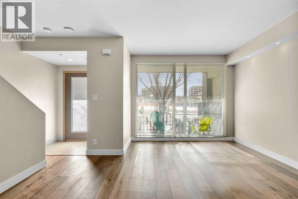 1132 12 Avenue SW — photo 11