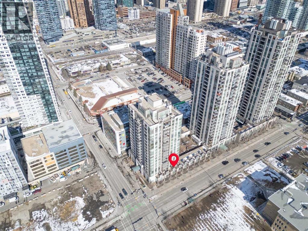 1132 12 Avenue SW — photo 40
