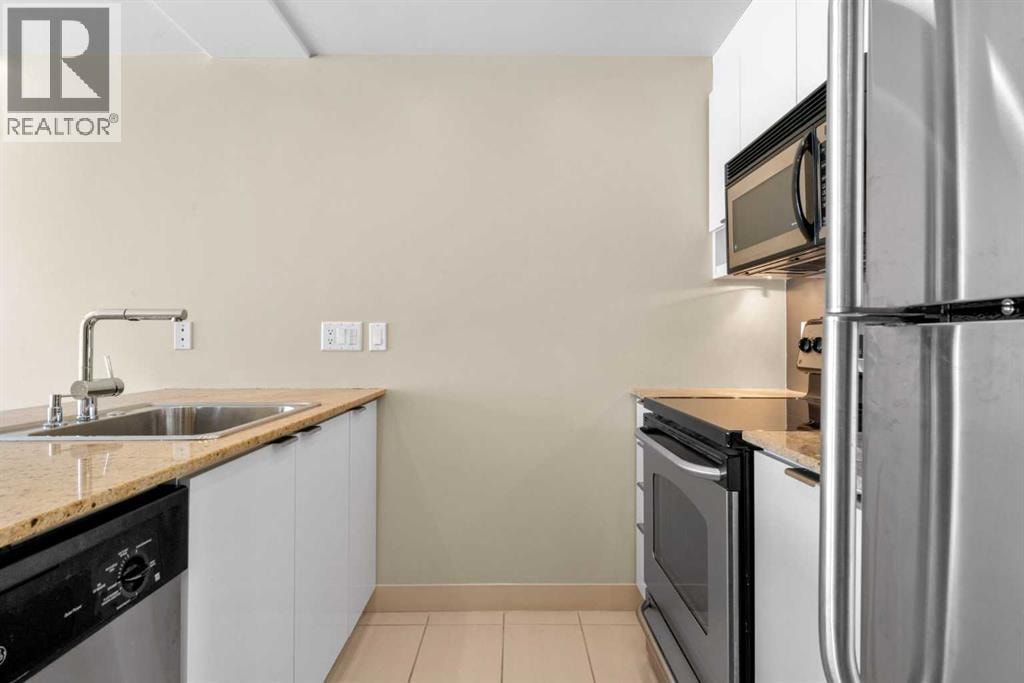 1132 12 Avenue SW — photo 15
