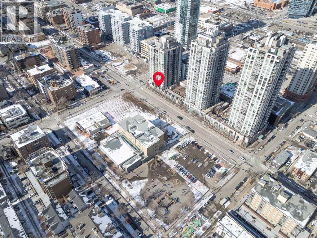 1132 12 Avenue SW — photo 42