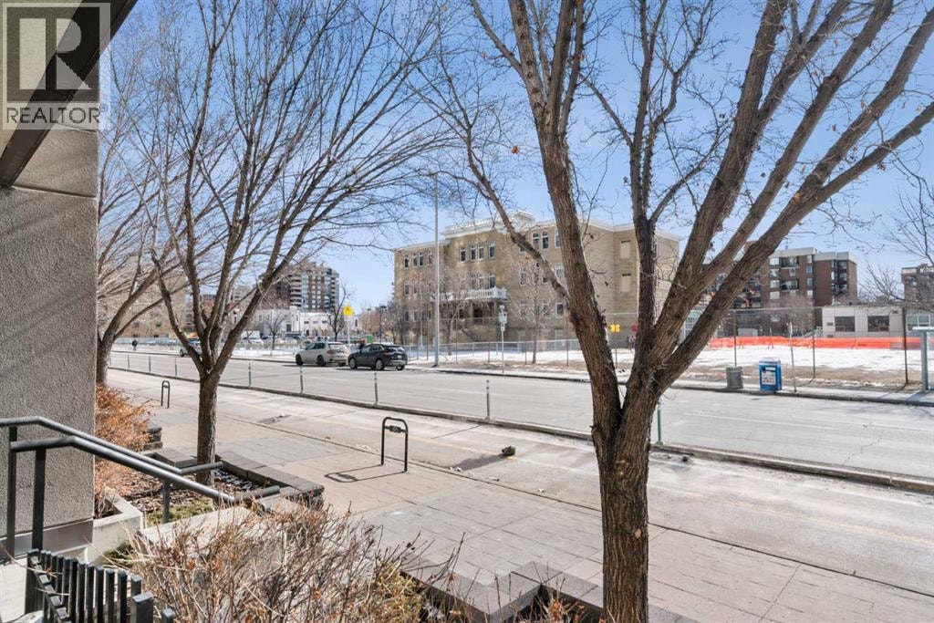 1132 12 Avenue SW — photo 5