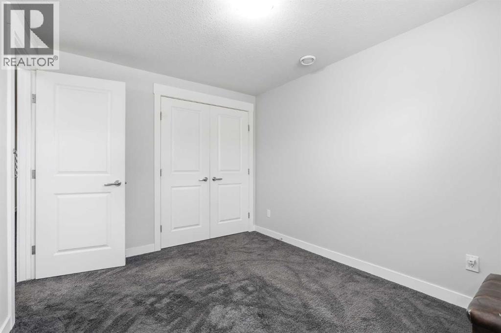 161 Rainbow Falls Glen — photo 32