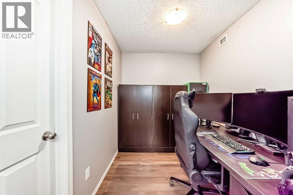 1208, 403 Mackenzie Way SW — photo 39