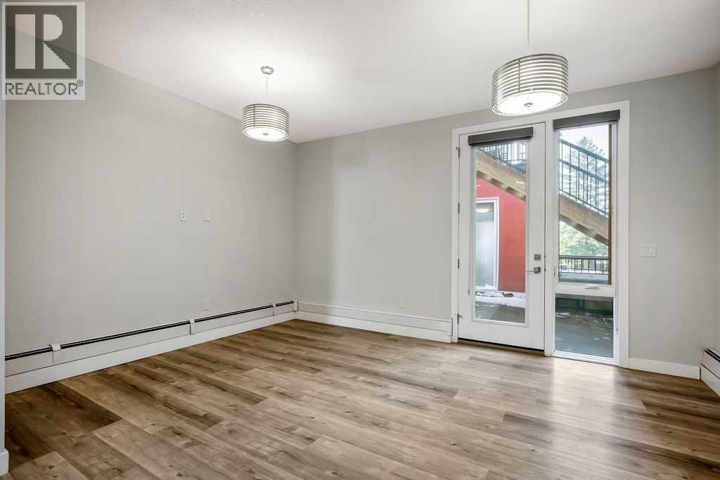 2226 Westmount Road NW — photo 8