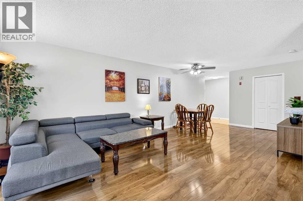 105, 5105 Valleyview Park SE — photo 6