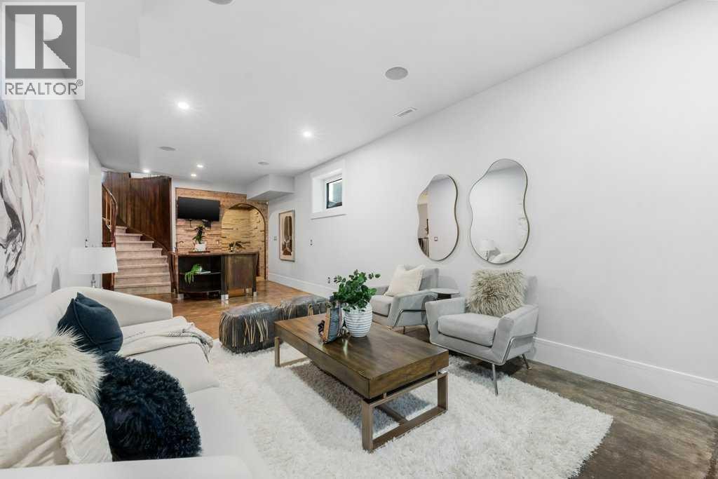 630 25 Avenue NE — photo 27