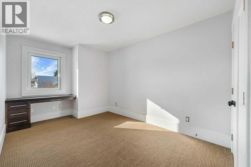 630 25 Avenue NE — photo 23