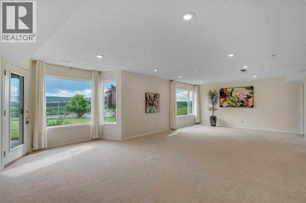 78 Scimitar View NW — photo 40