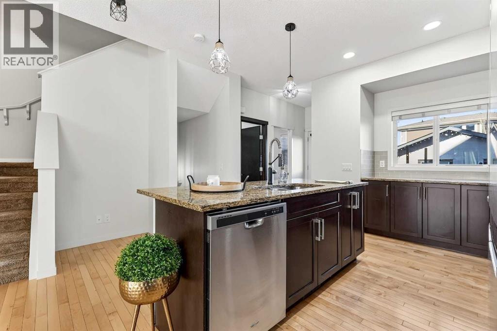 345 Mahogany Boulevard SE — photo 4