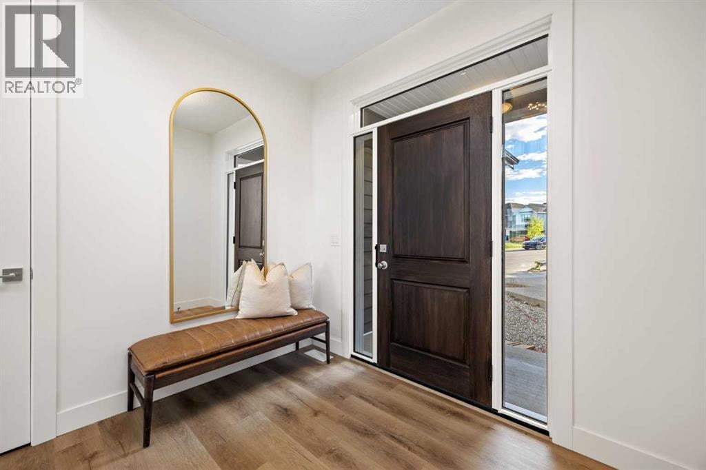 460 Discovery Place SW — photo 2