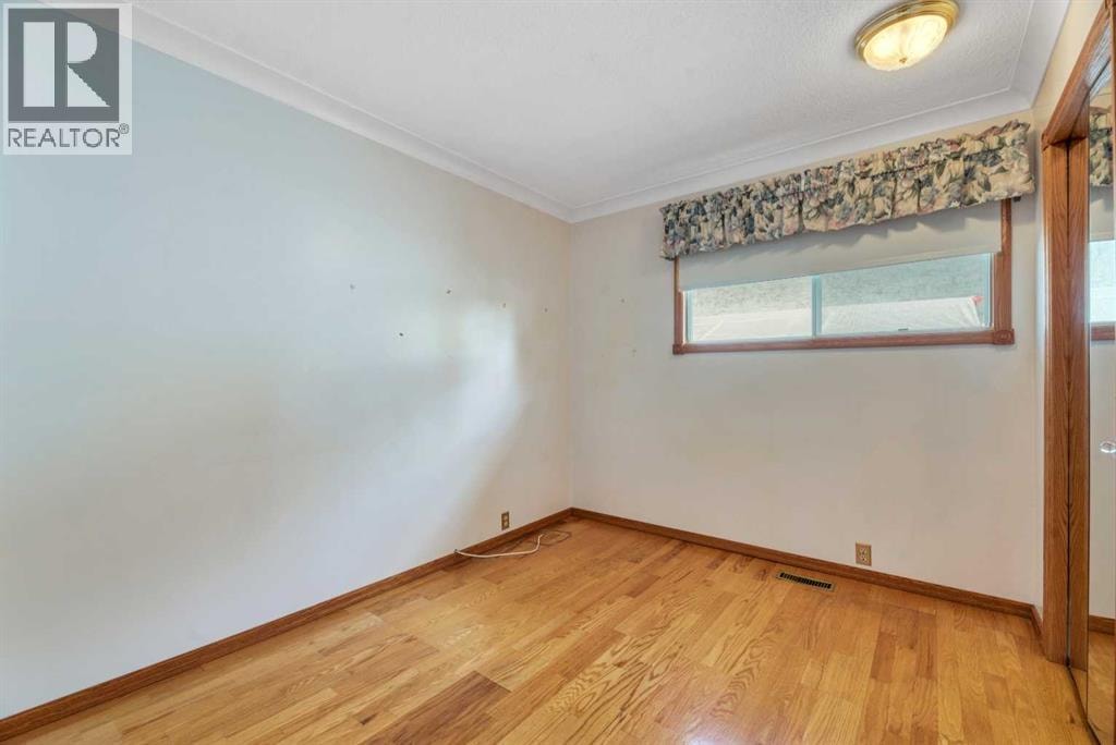 808 Canterbury Drive SW — photo 36