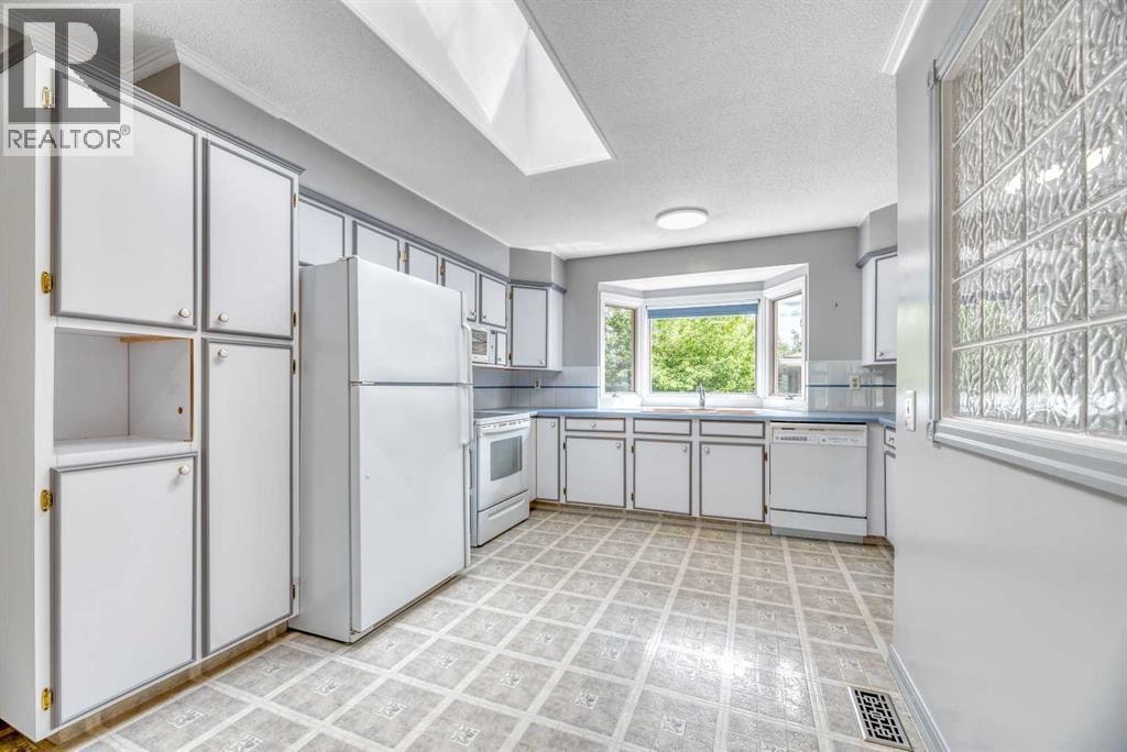 808 Canterbury Drive SW — photo 29