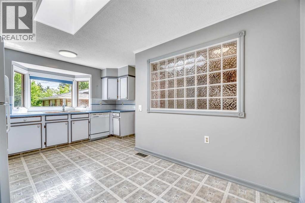 808 Canterbury Drive SW — photo 30