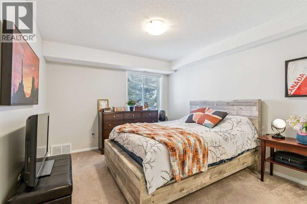 2327, 1818 Simcoe Boulevard SW — photo 8