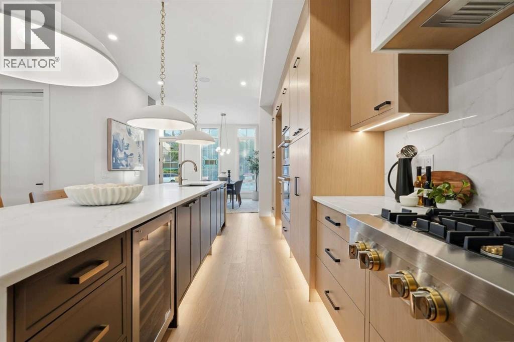 224 18A Street NW — photo 9