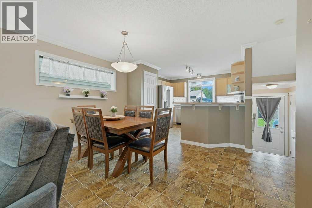 358 Prestwick Circle SE — photo 2