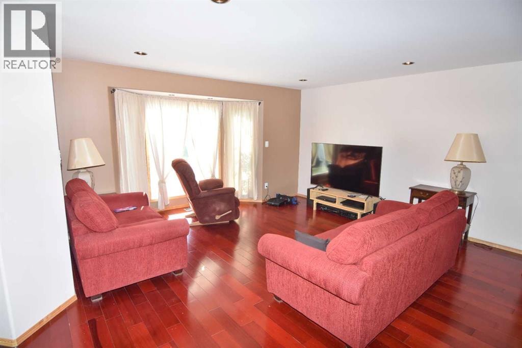6151 Penworth Road SE — photo 12