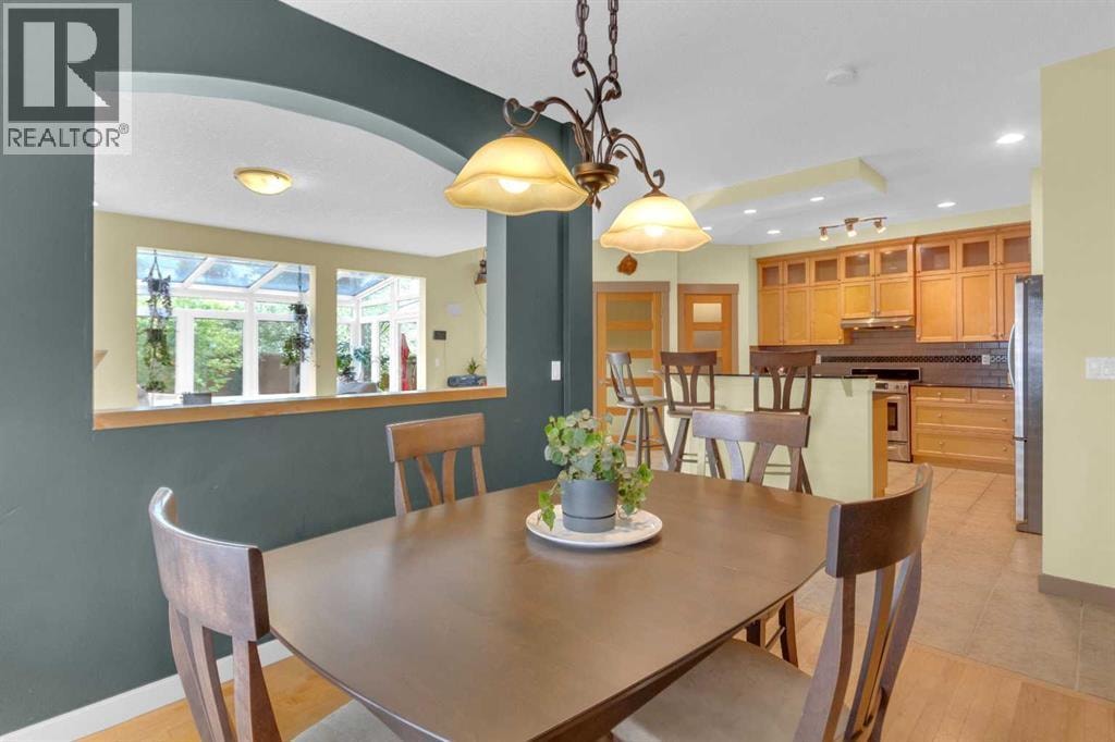 8 Elmont Court SW — photo 7
