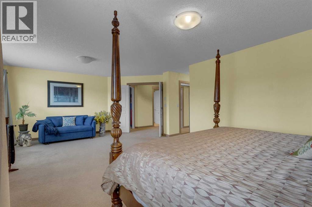 8 Elmont Court SW — photo 25