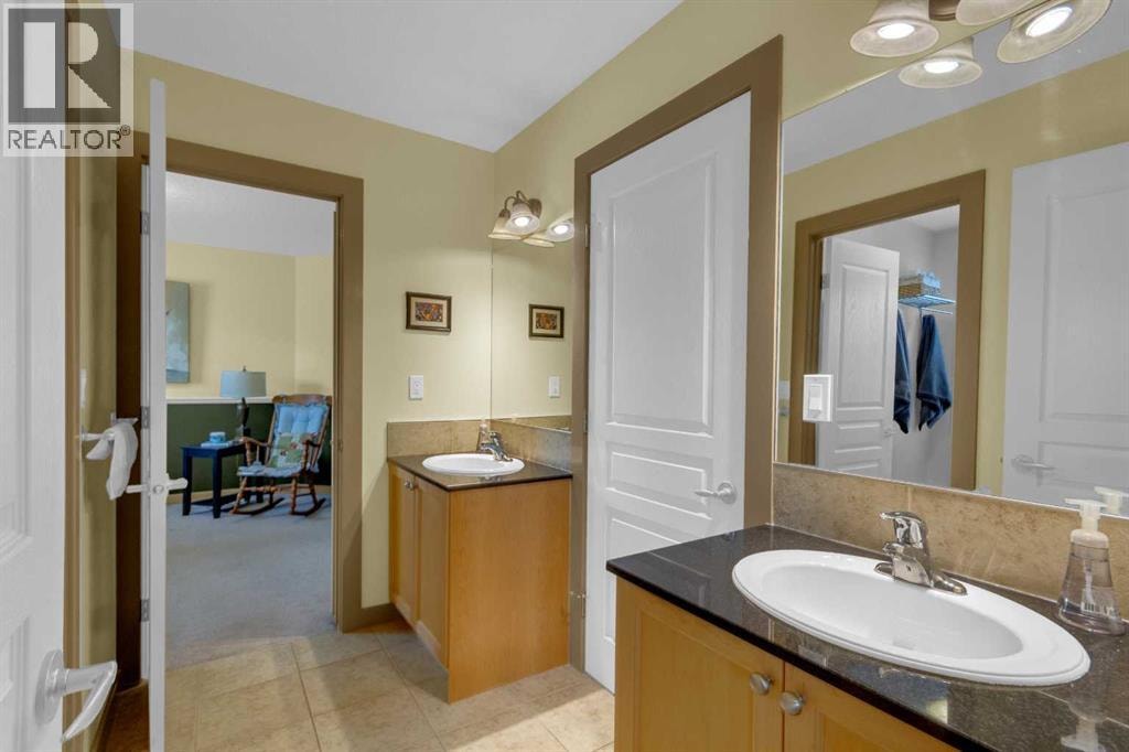 8 Elmont Court SW — photo 30