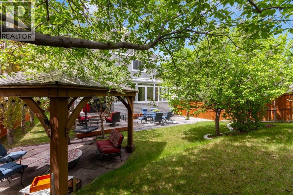 8 Elmont Court SW — photo 39