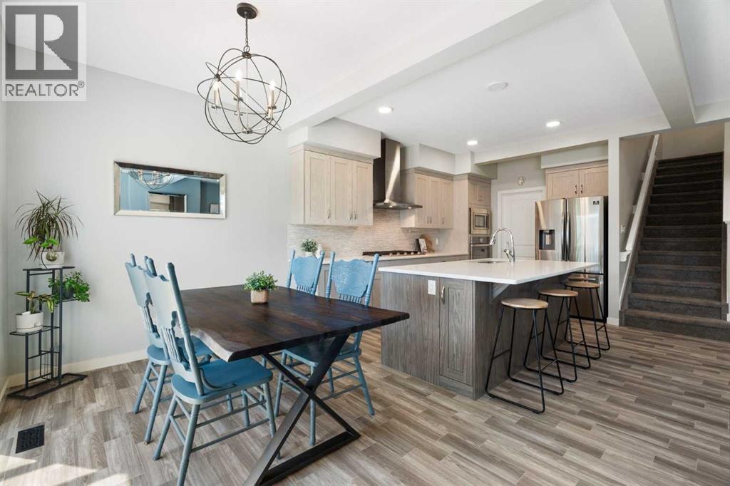 642 Kingsmere Way SE — photo 10
