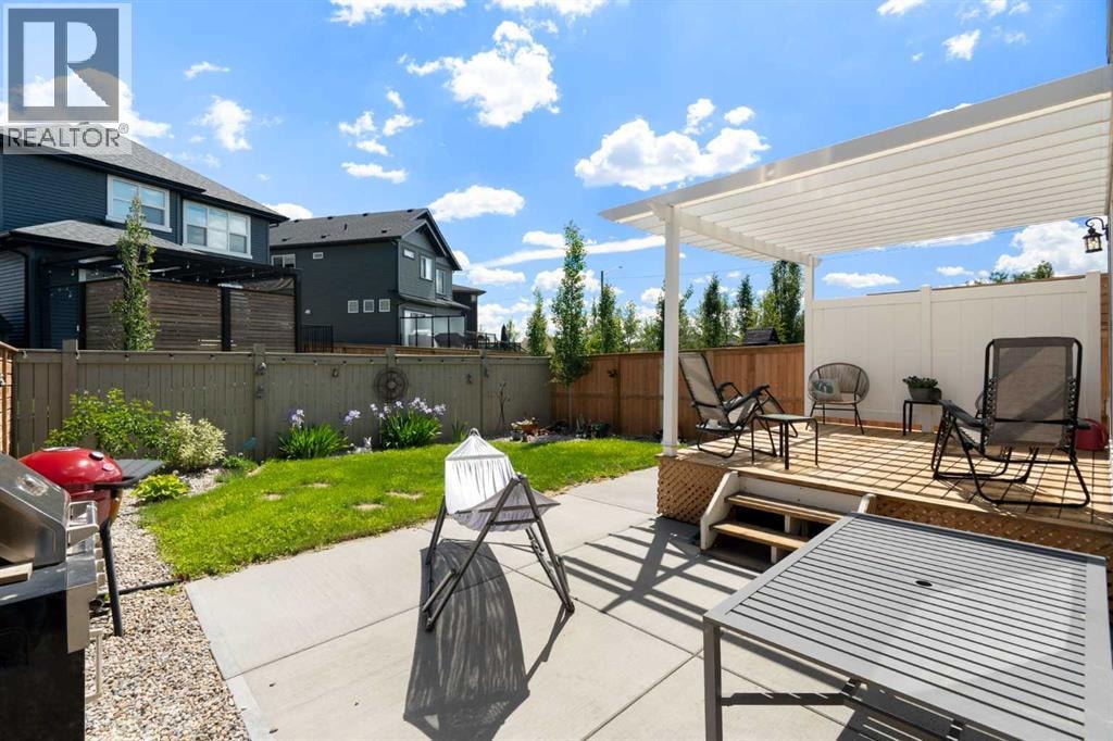 642 Kingsmere Way SE — photo 28