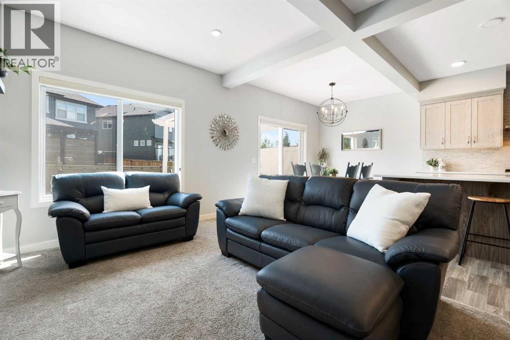 642 Kingsmere Way SE — photo 8