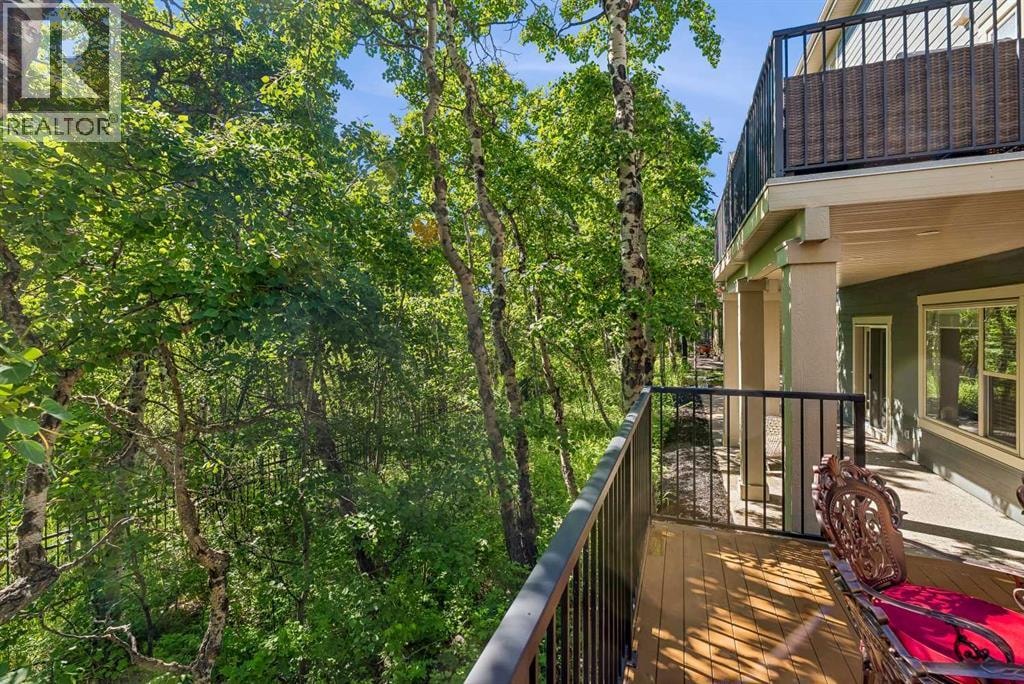 30 Ascot Crescent SW — photo 41