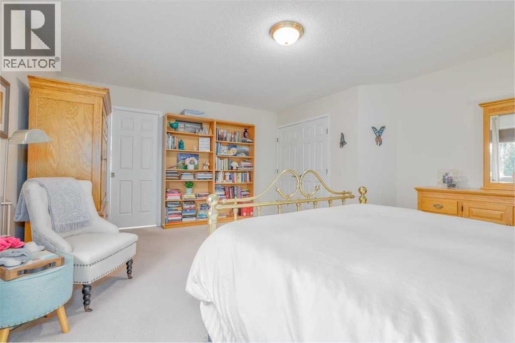 210 Mt Douglas Court SE — photo 22