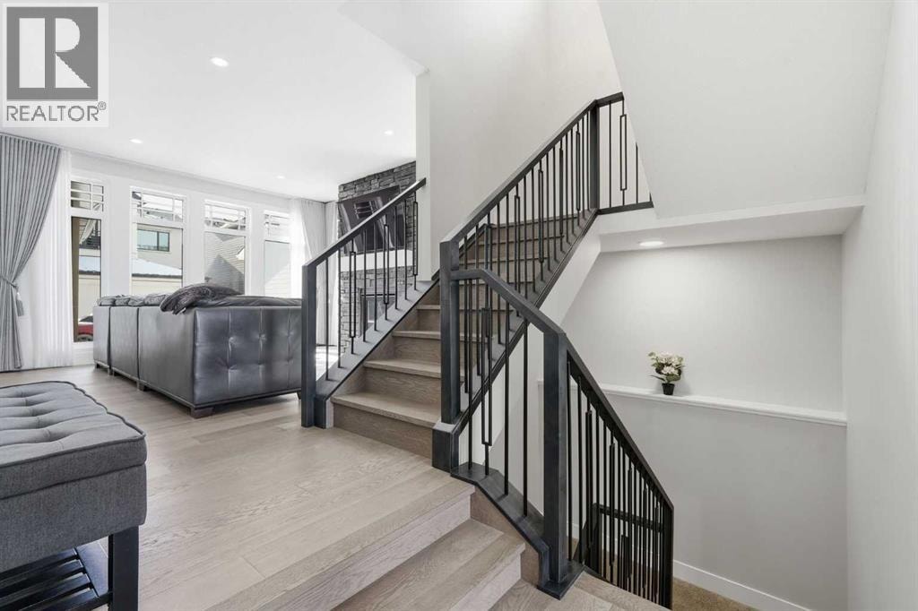 74 Alpine Gardens SW — photo 21