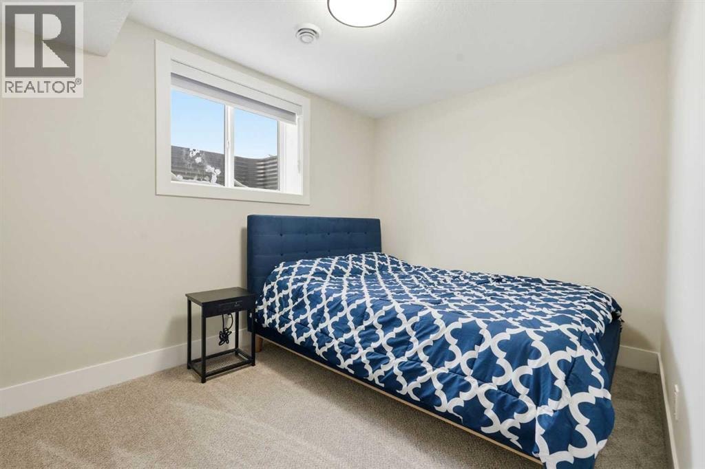 74 Alpine Gardens SW — photo 43