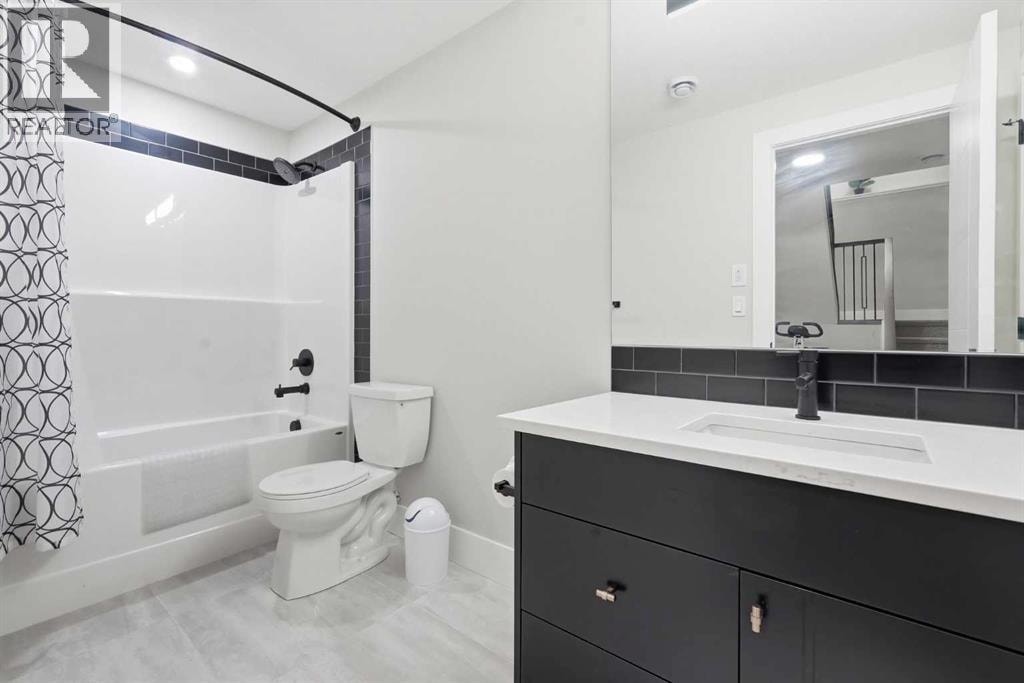 74 Alpine Gardens SW — photo 45