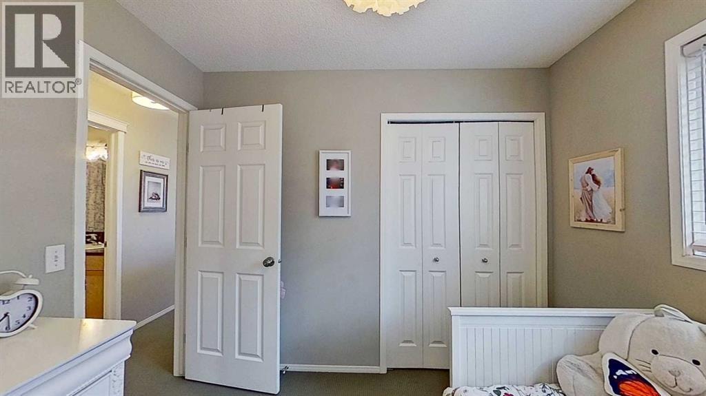 17 Sunset Heights — photo 22