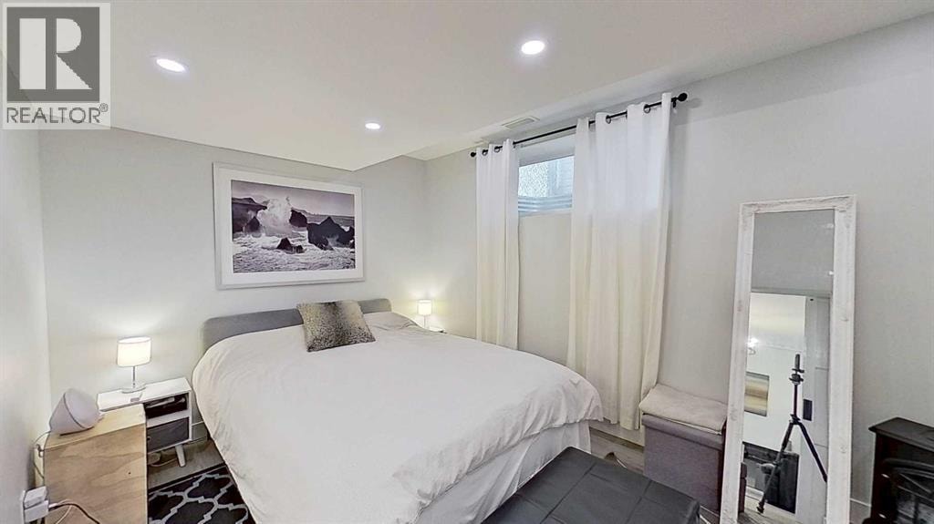 17 Sunset Heights — photo 30