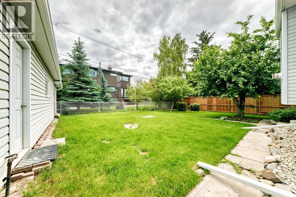 1712 28 Street SW — photo 34